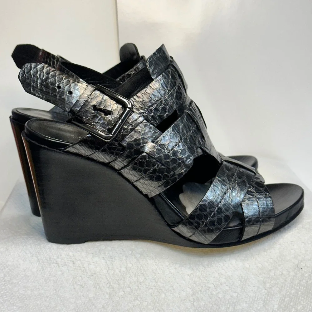 Donald J Pliner Gaia Sandals Womens 6.5M Grey Black Snakeskin Wedge Excellent